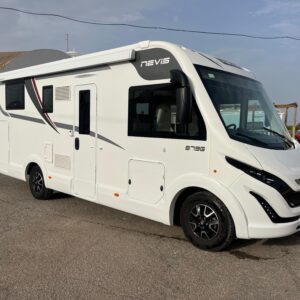 AUTOCARAVANA MC LOUIS NEVIS 879 GOLD