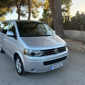 VOLKSWAGEN CARAVELLE