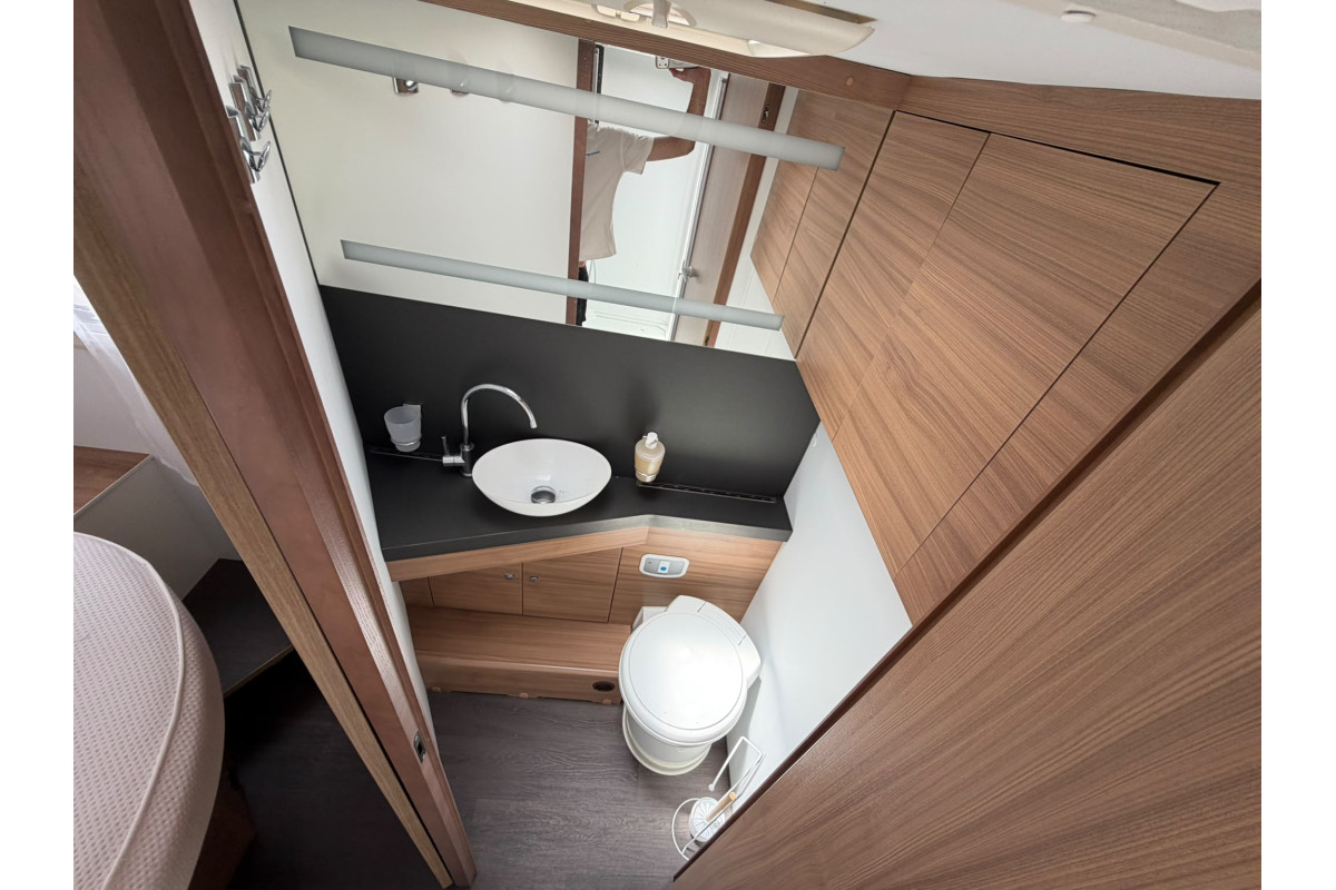 AUTOCARAVANA ADRIA MATRIX 670 DC GT EDITION - Imagen 9